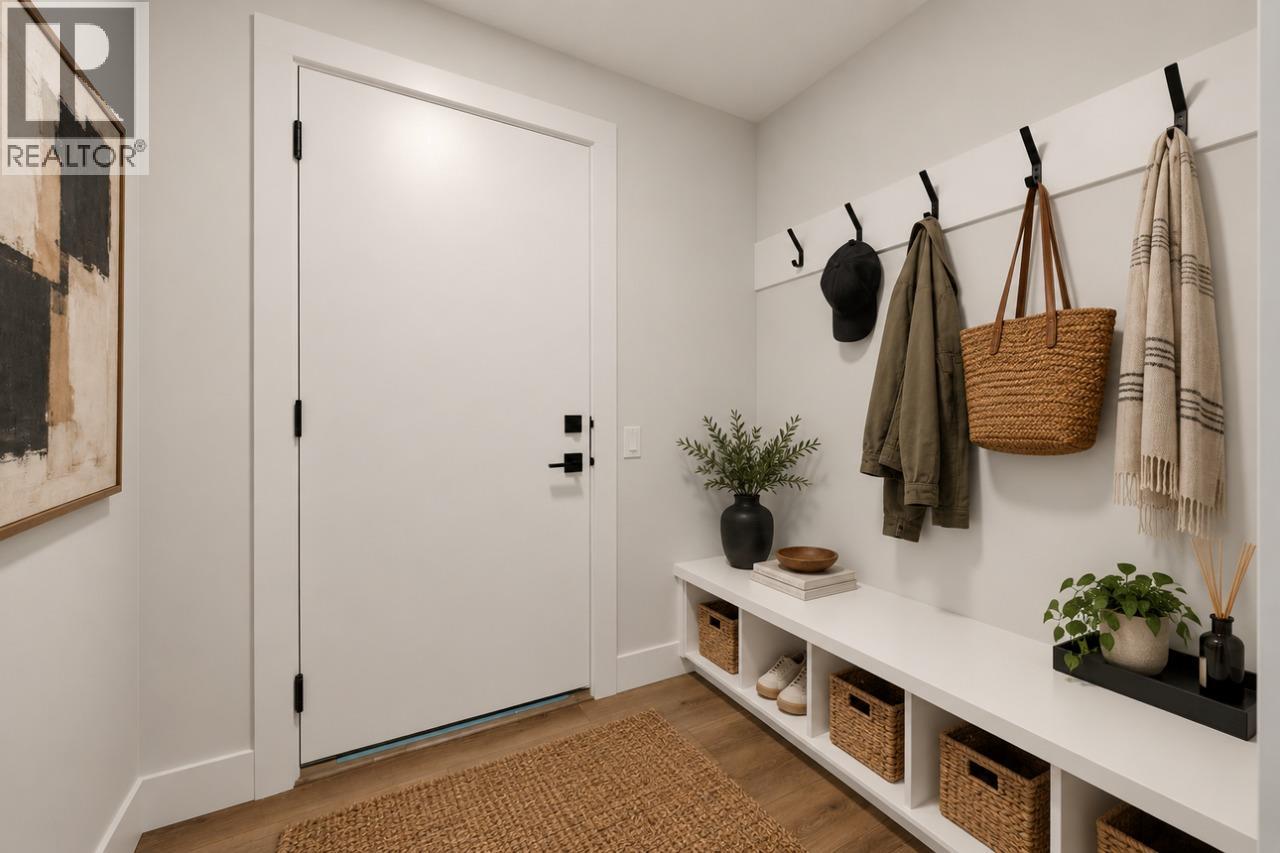  2083 Cortina Drive, Kelowna