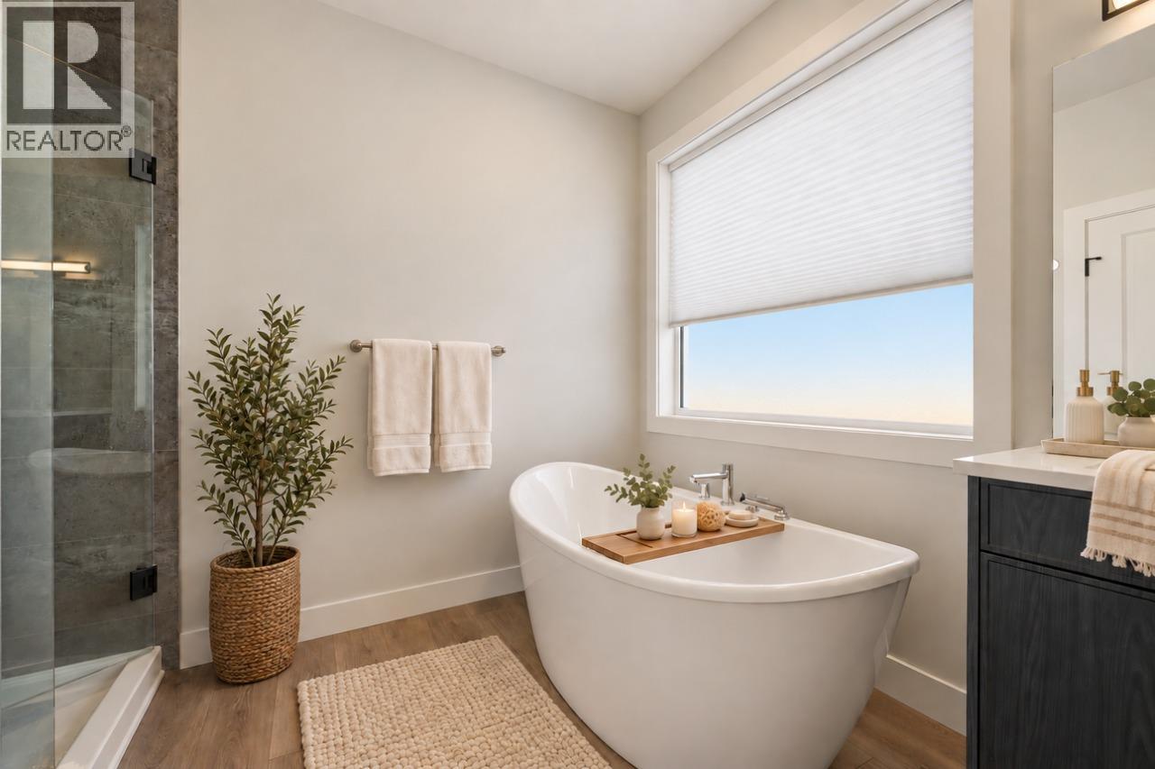  2083 Cortina Drive, Kelowna