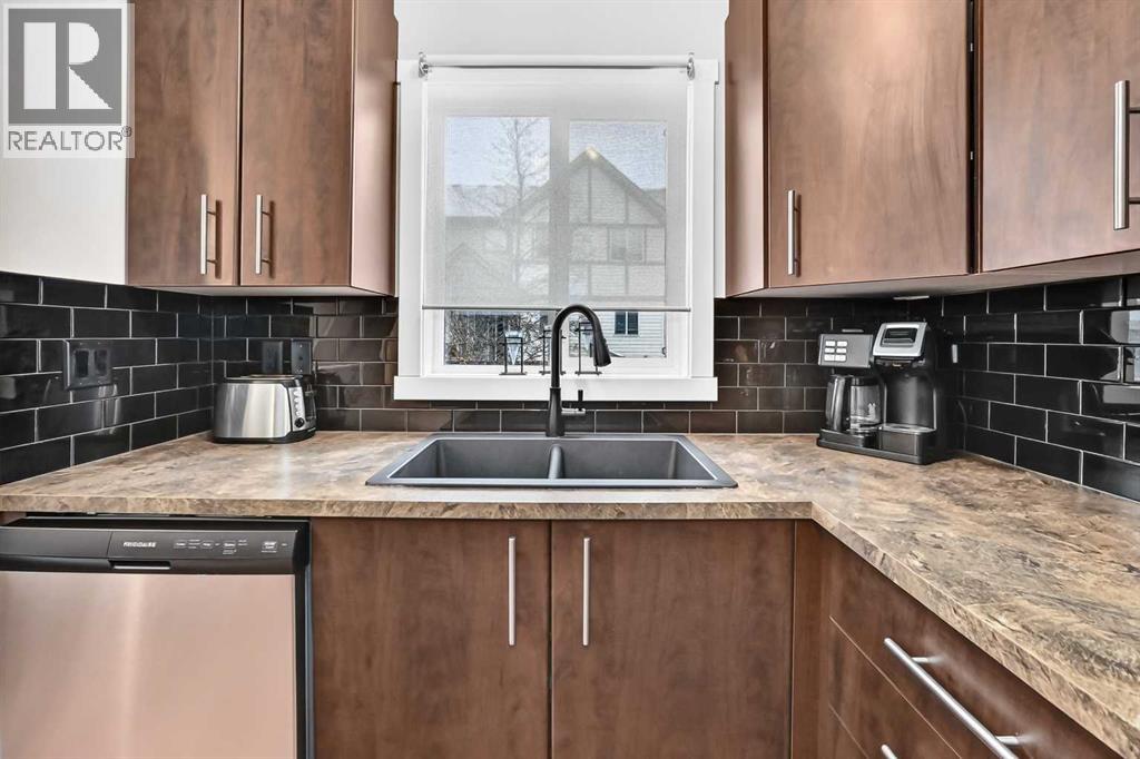 Property photograph 13 for MLS A2355248