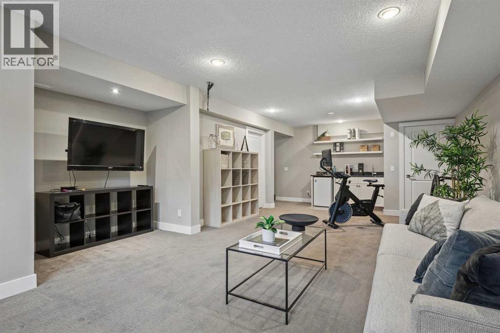 Property photograph 34 for MLS A2355357