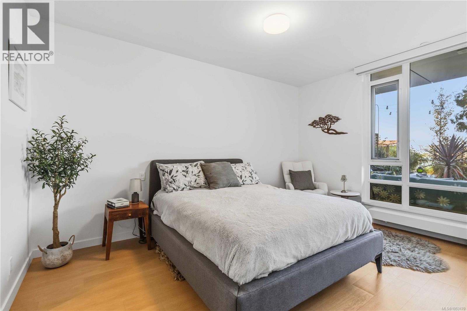 G111 369 Tyee Road, Victoria