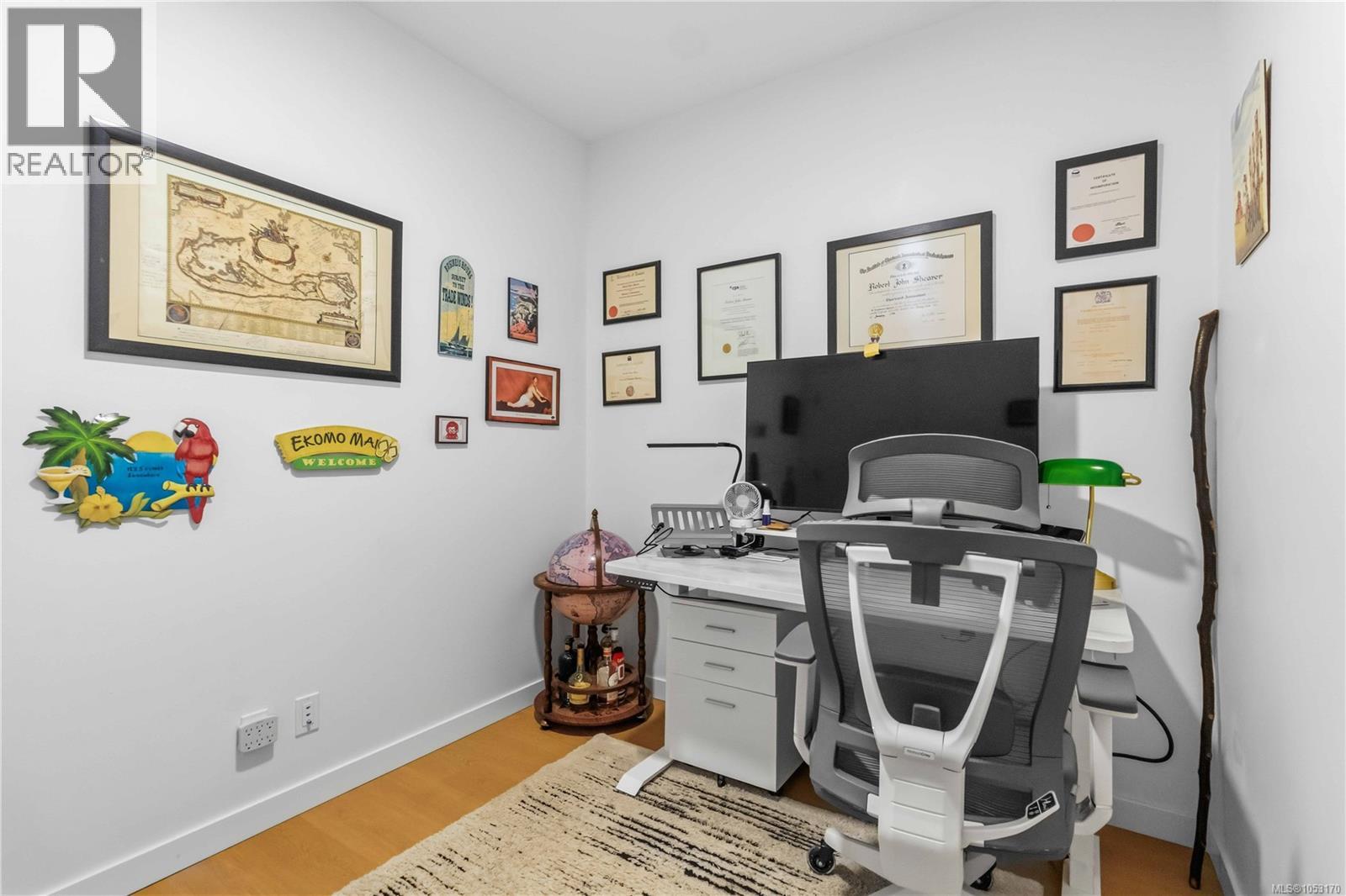 G111 369 Tyee Road, Victoria