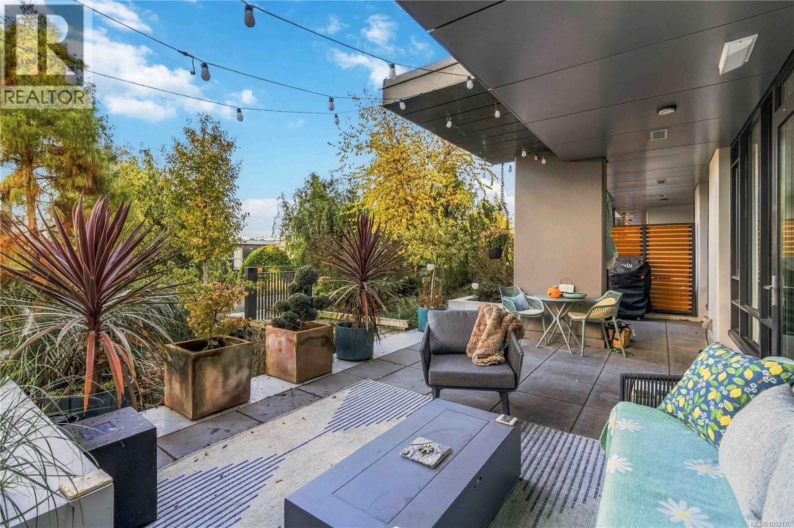 G111 369 Tyee Road, Victoria