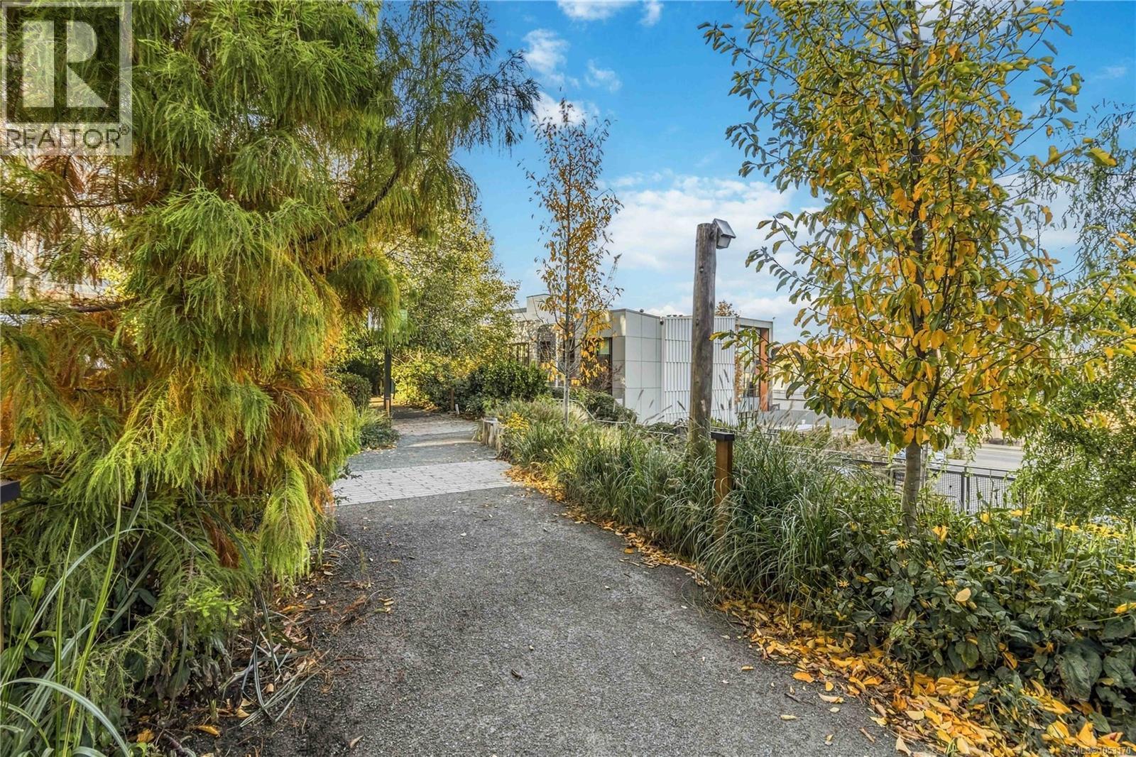 G111 369 Tyee Road, Victoria