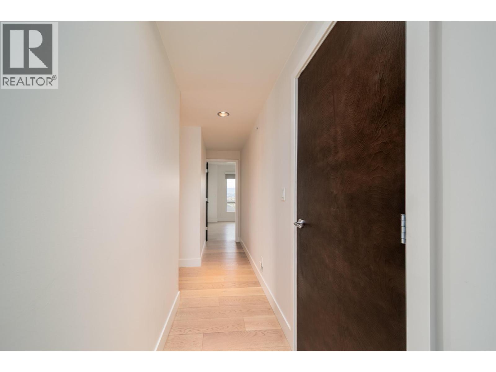1005 2040 Springfield Road, Kelowna