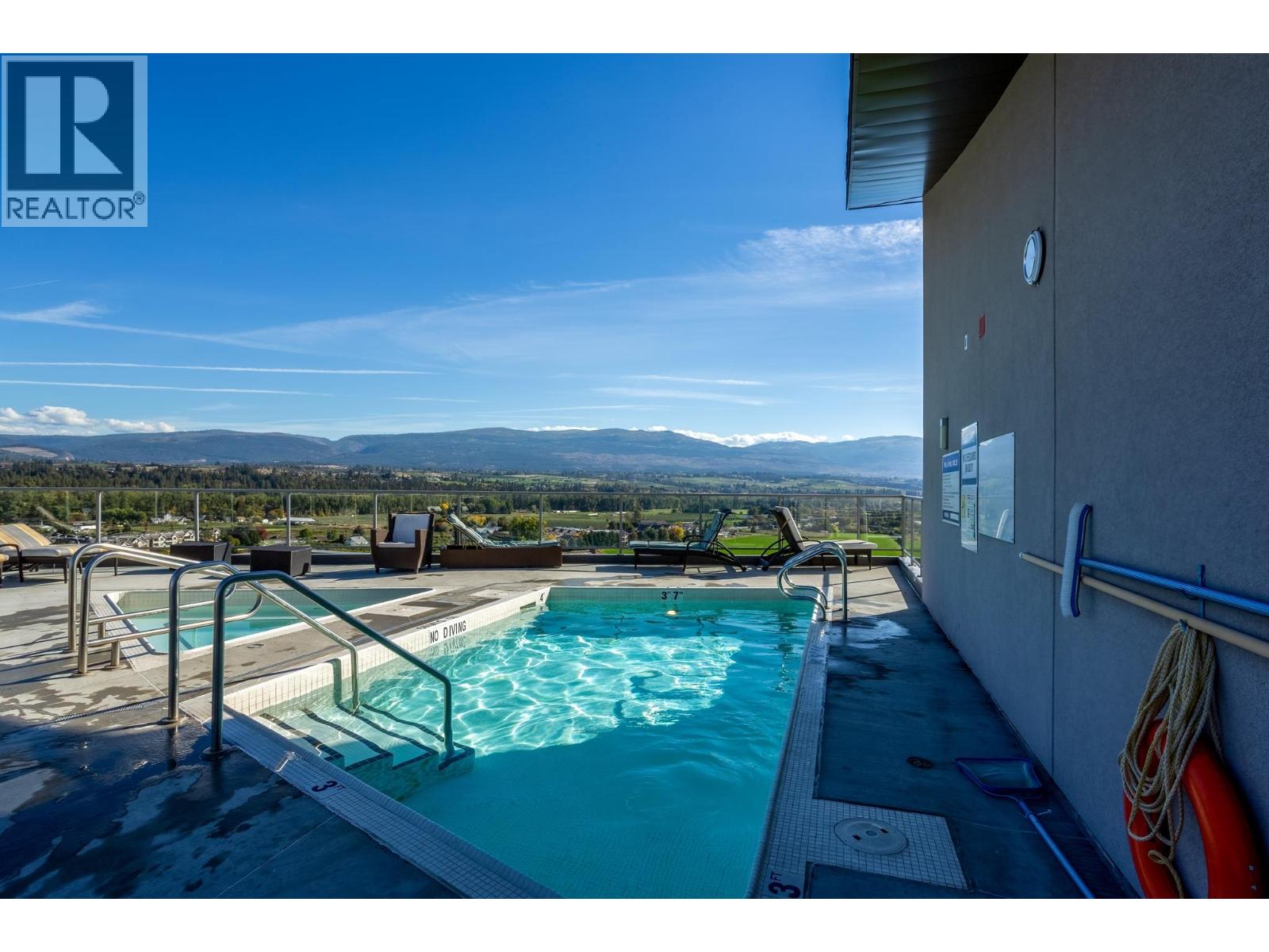 1005 2040 Springfield Road, Kelowna