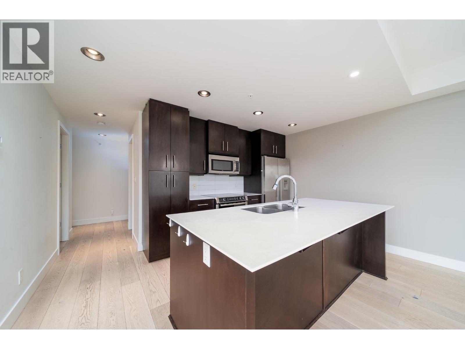 1005 2040 Springfield Road, Kelowna