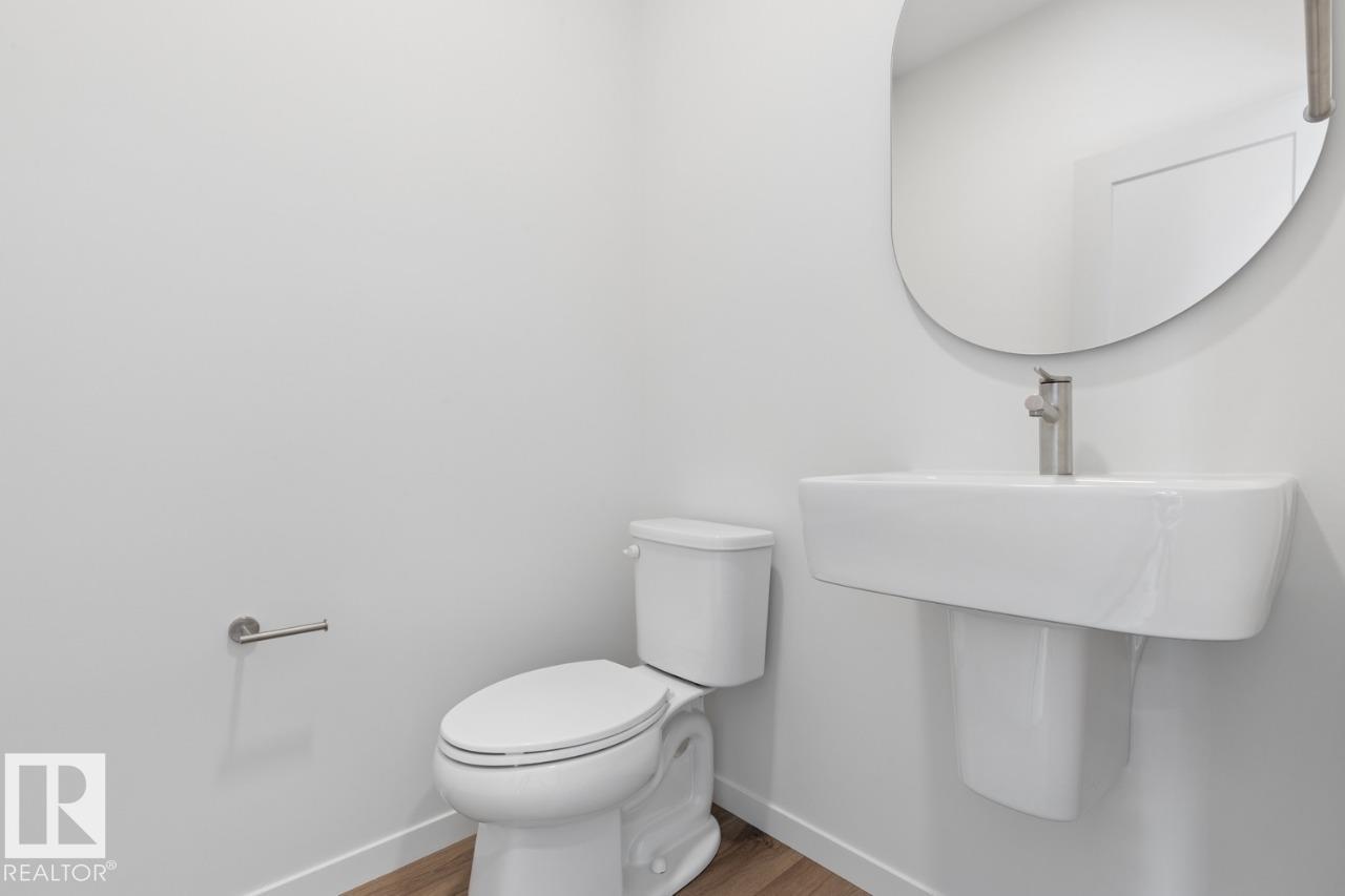 Property photograph 11 for MLS E4509986