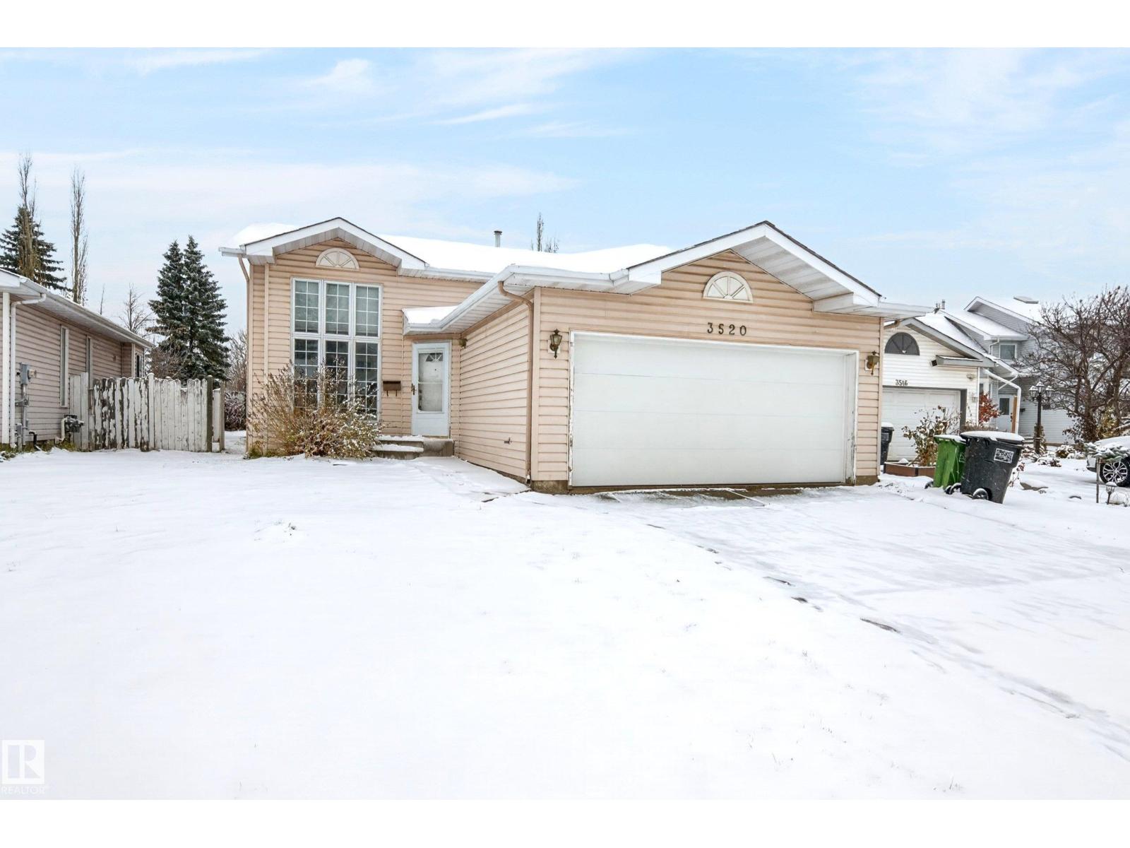 3520 38A AV NW, Edmonton, Alberta, T6L6N9