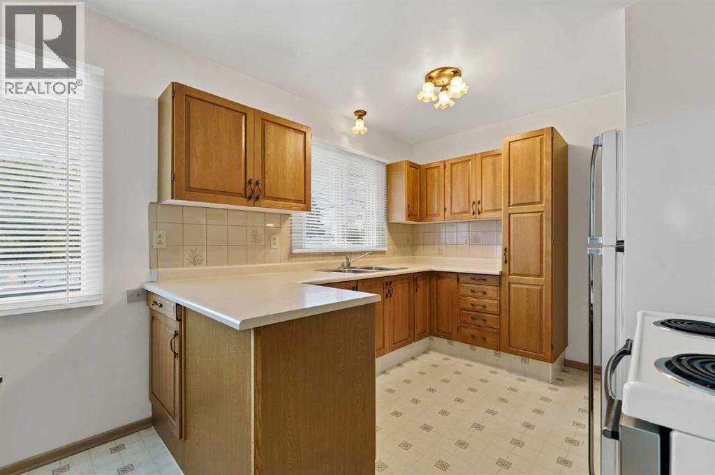 798 16 Street NE, Medicine Hat — photo 11