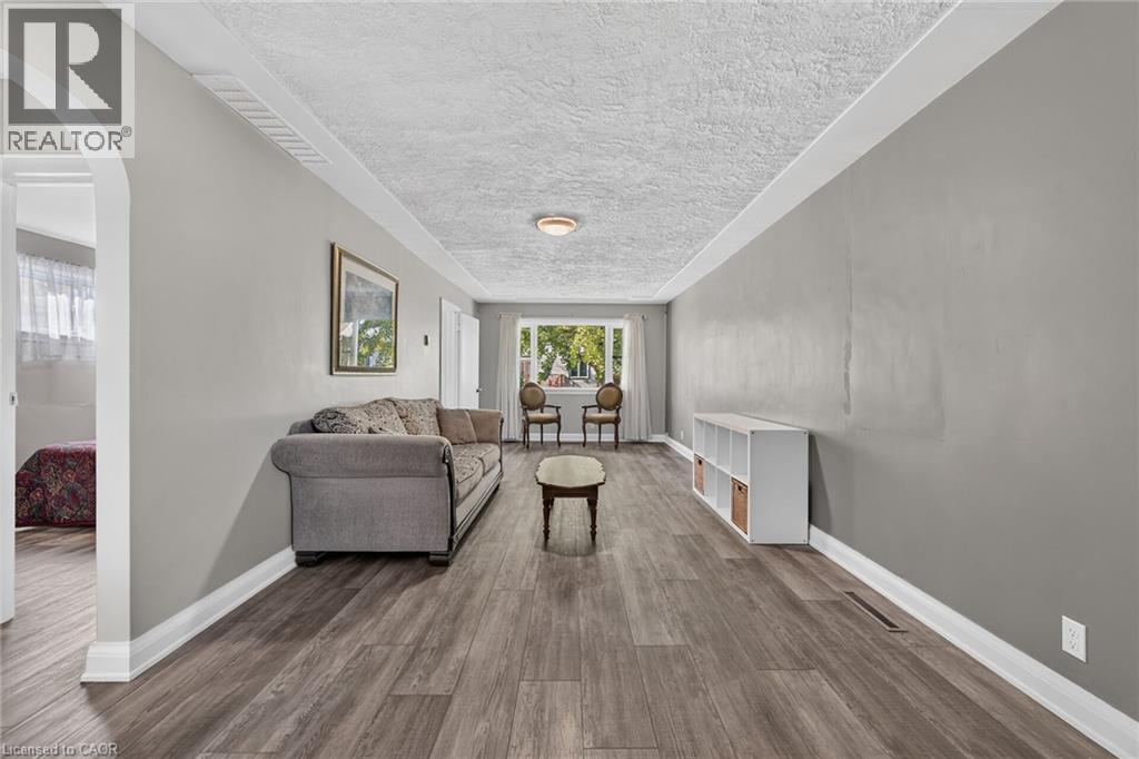 415 JOHN Street - 13