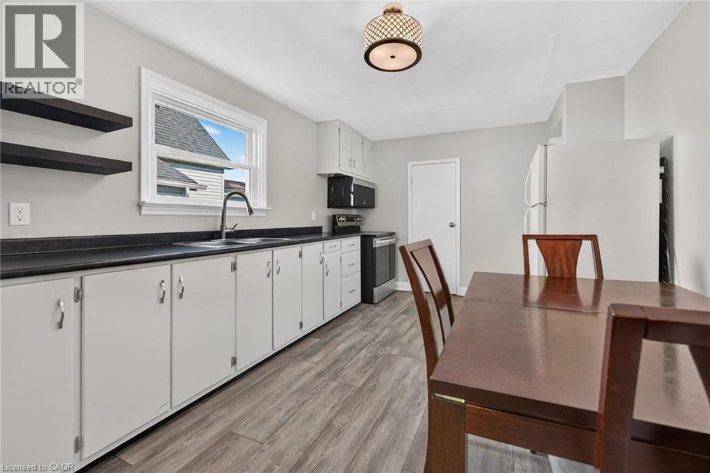 415 JOHN Street - 16