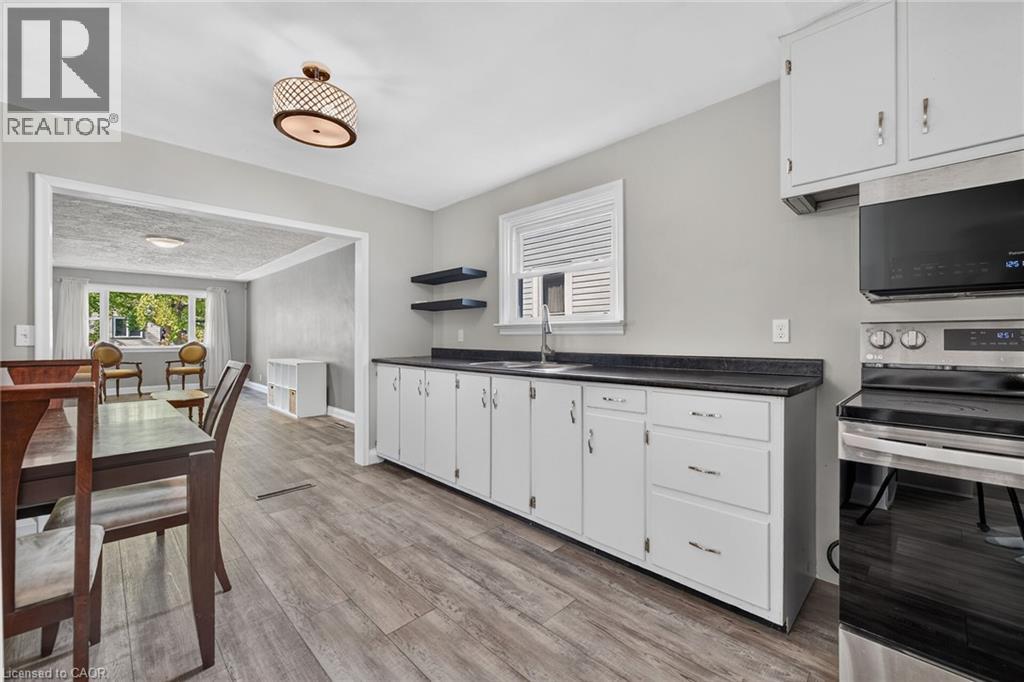 415 JOHN Street - 17