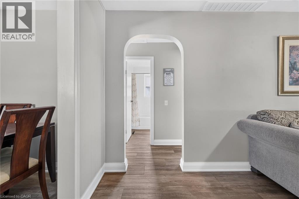 415 JOHN Street - 23
