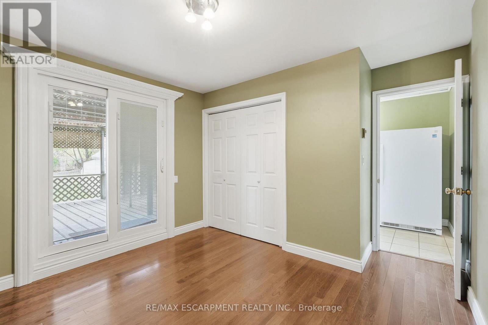 26 BROCK STREET, Brantford — photo 10