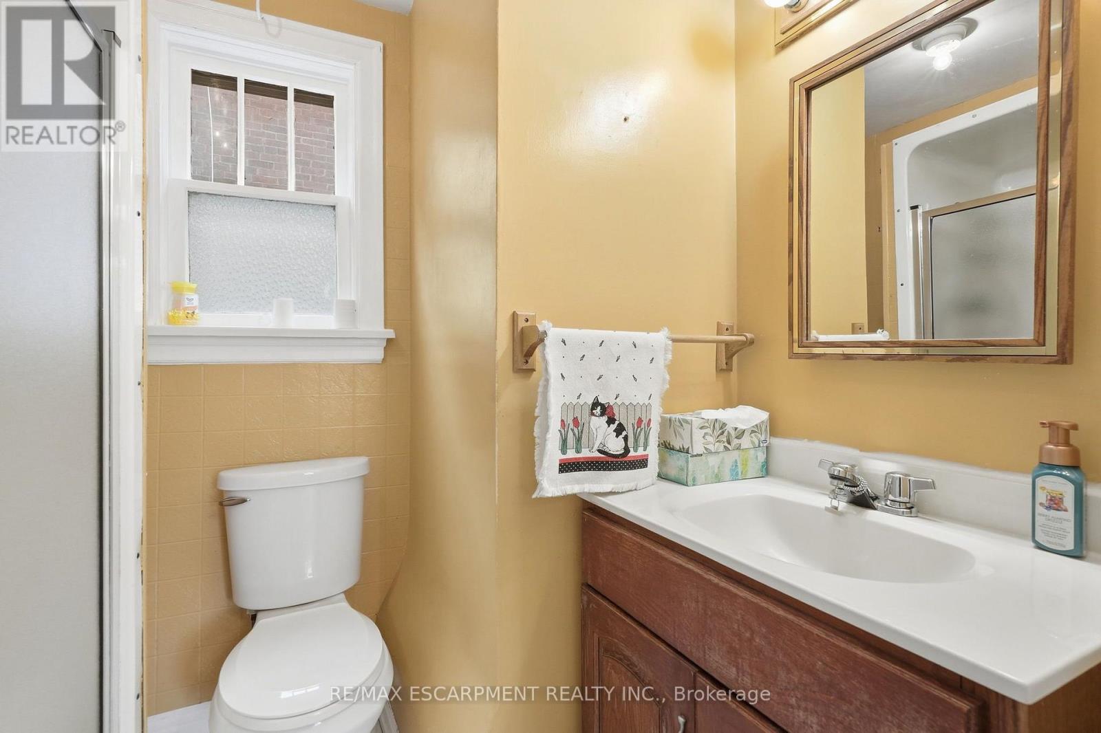 26 BROCK STREET, Brantford — photo 11