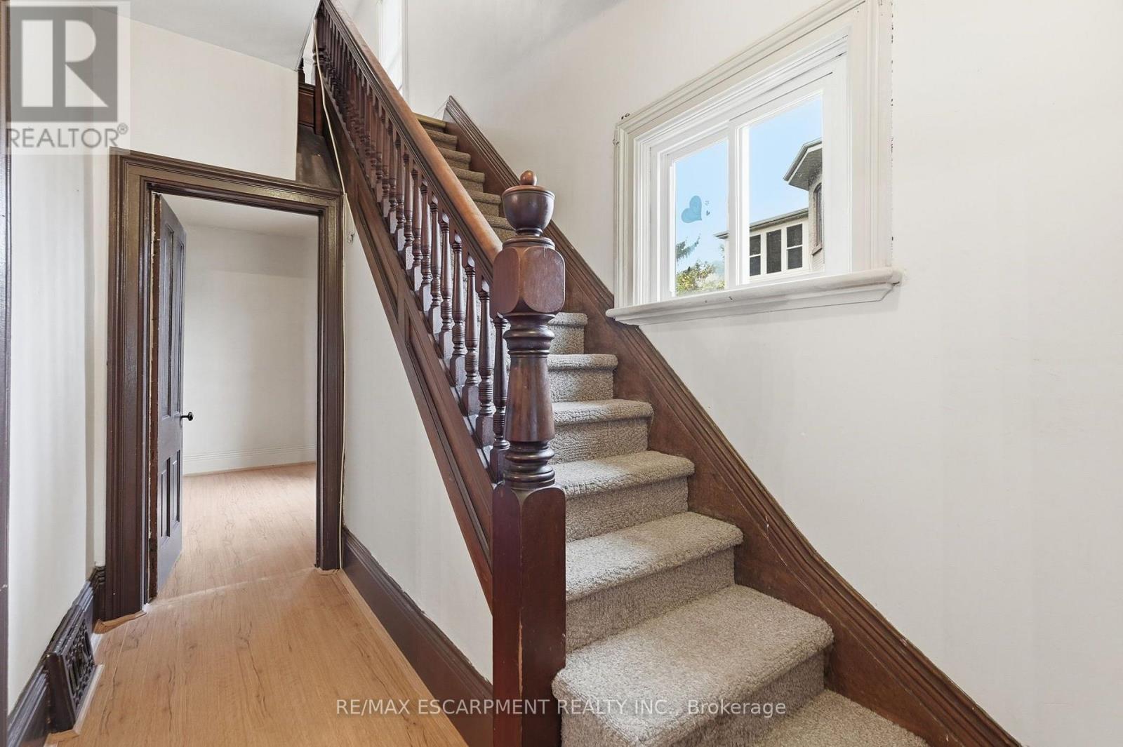 26 BROCK STREET, Brantford — photo 12