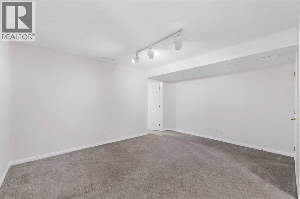 91 Millbank Hill SW, Calgary — photo 32
