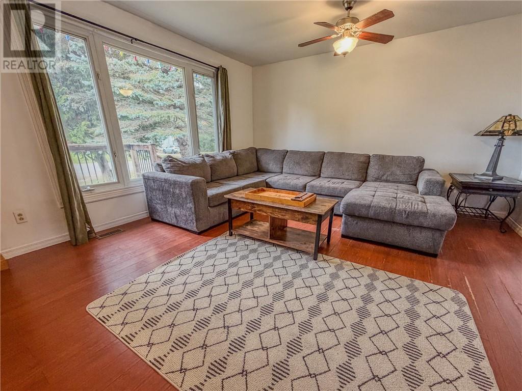 3 Cyr Street - 15