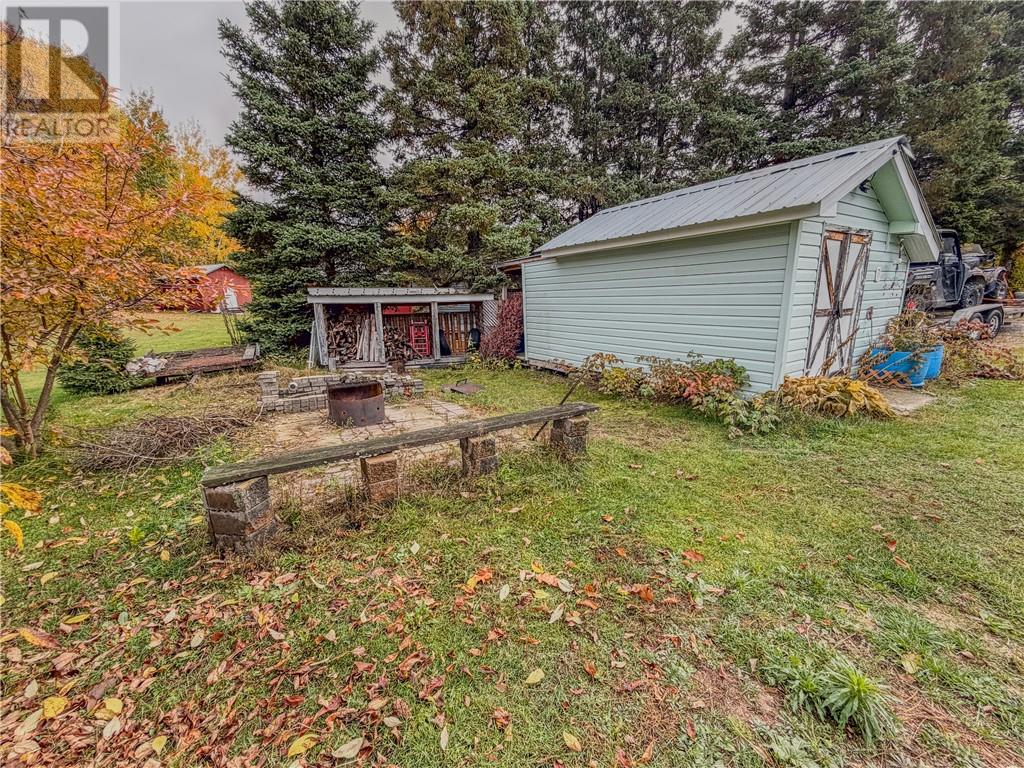 3 Cyr Street - 24