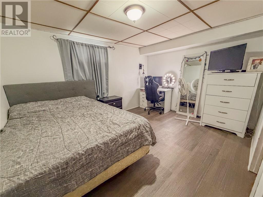 3 Cyr Street - 21