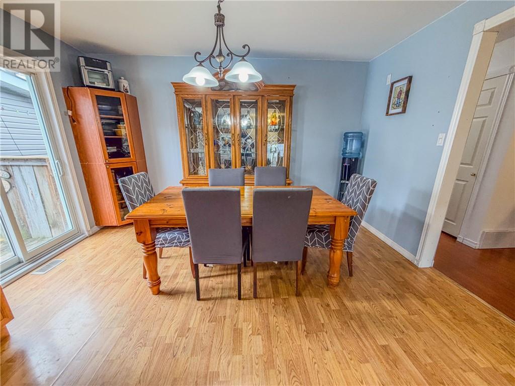 3 Cyr Street - 8