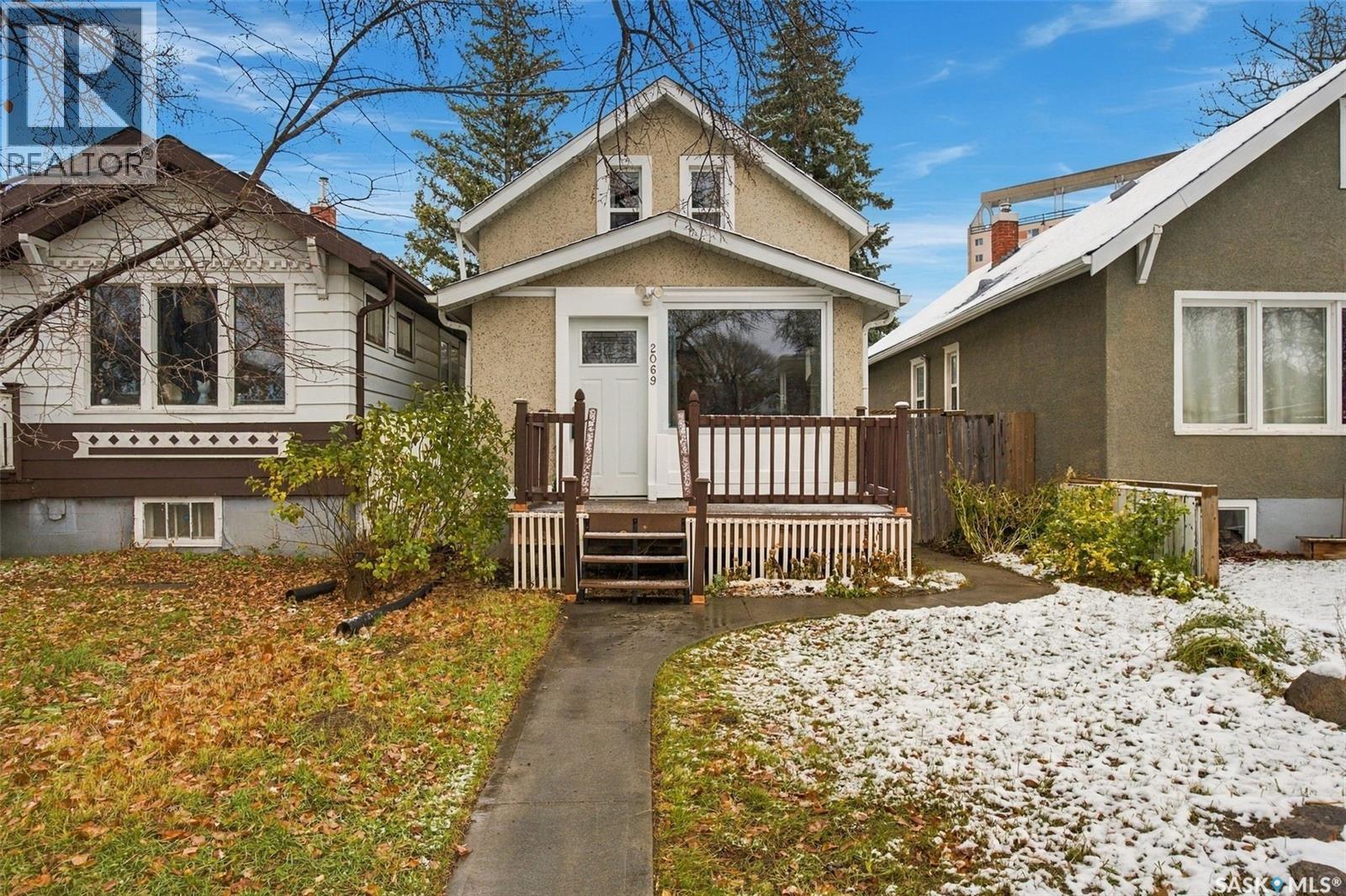 2069 MONTREAL STREET, Regina — photo 2