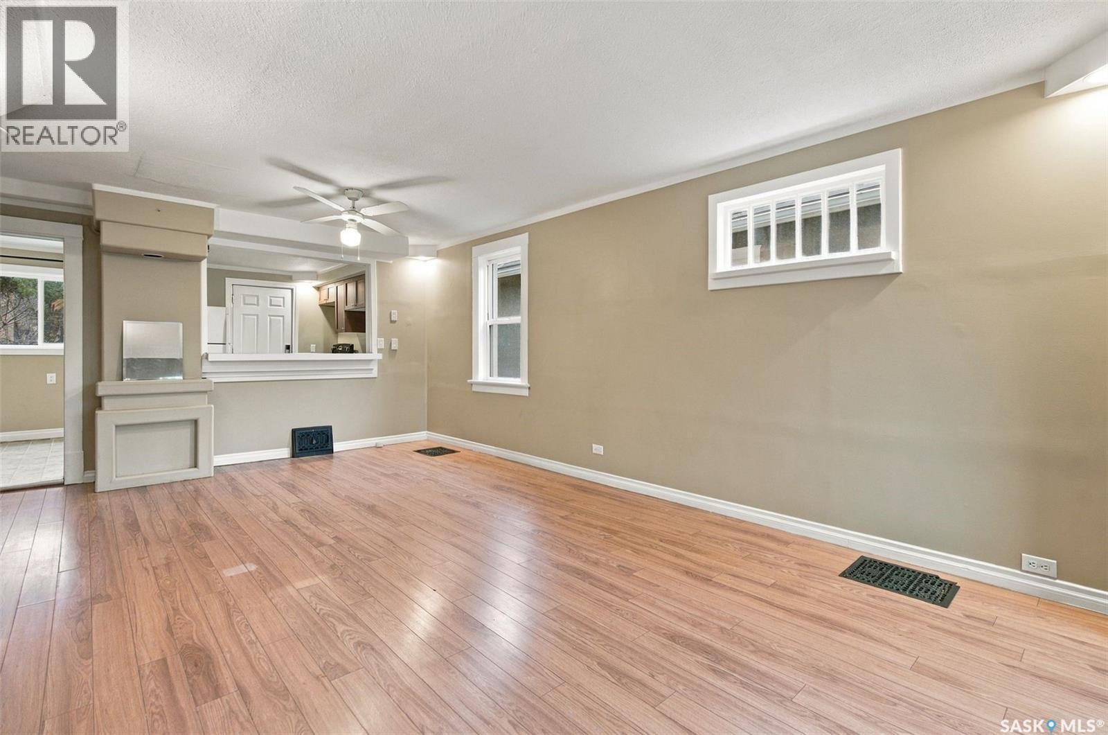 2069 MONTREAL STREET, Regina — photo 8