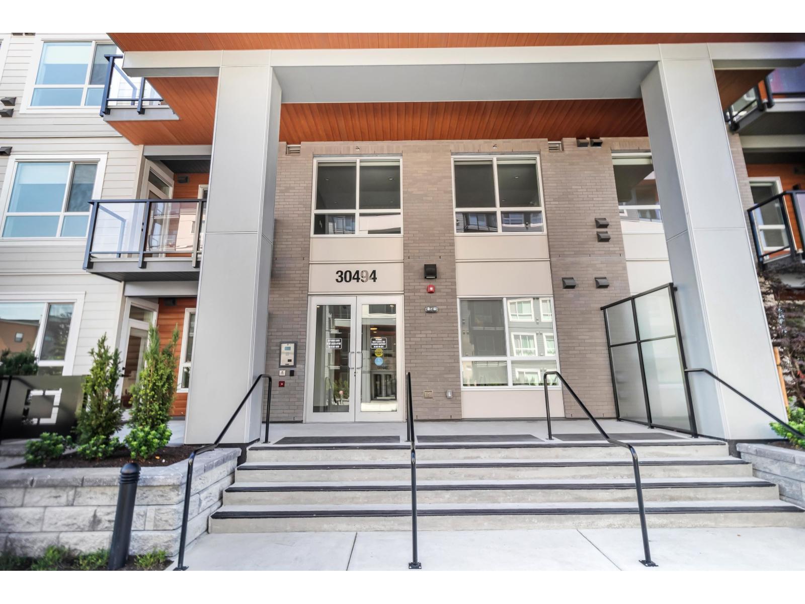 2 Bed, 2 Bath Apartment for Sale in Abbotsford – 511 30494 CARDINAL AVENUE, Abbotsford – MLS# R3179293 - Image 2