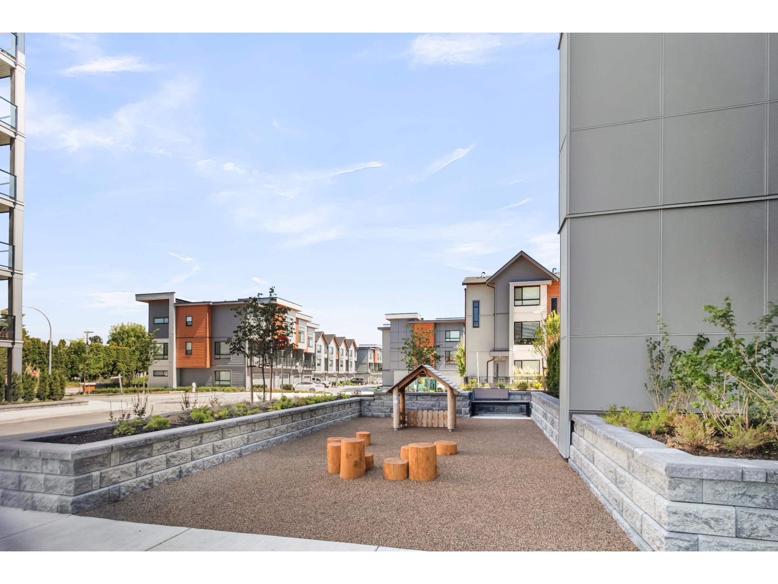2 Bed, 2 Bath Apartment for Sale in Abbotsford – 511 30494 CARDINAL AVENUE, Abbotsford – MLS# R3179293 - Image 4