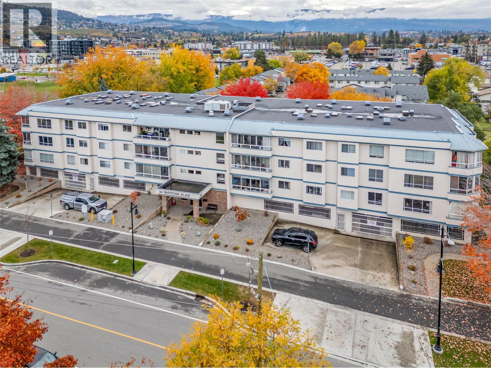 309 255 McIntosh Road, Kelowna