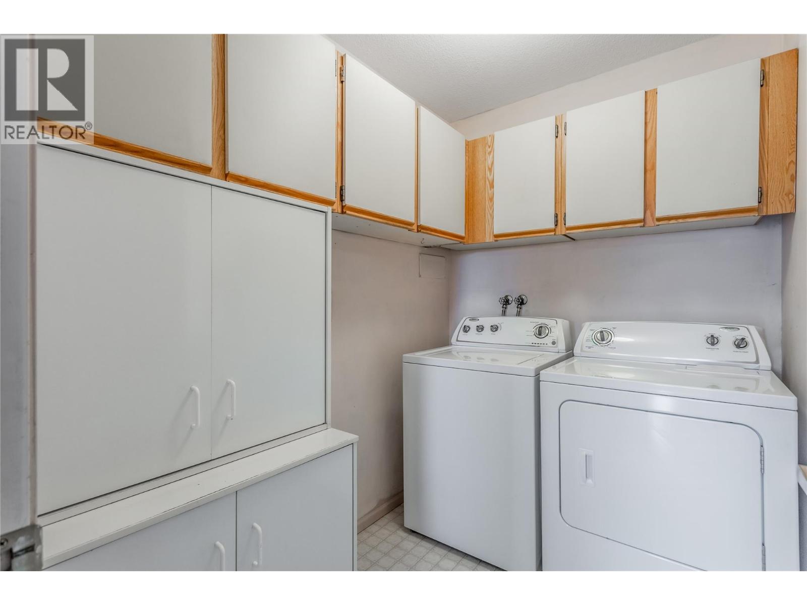 309 255 McIntosh Road, Kelowna