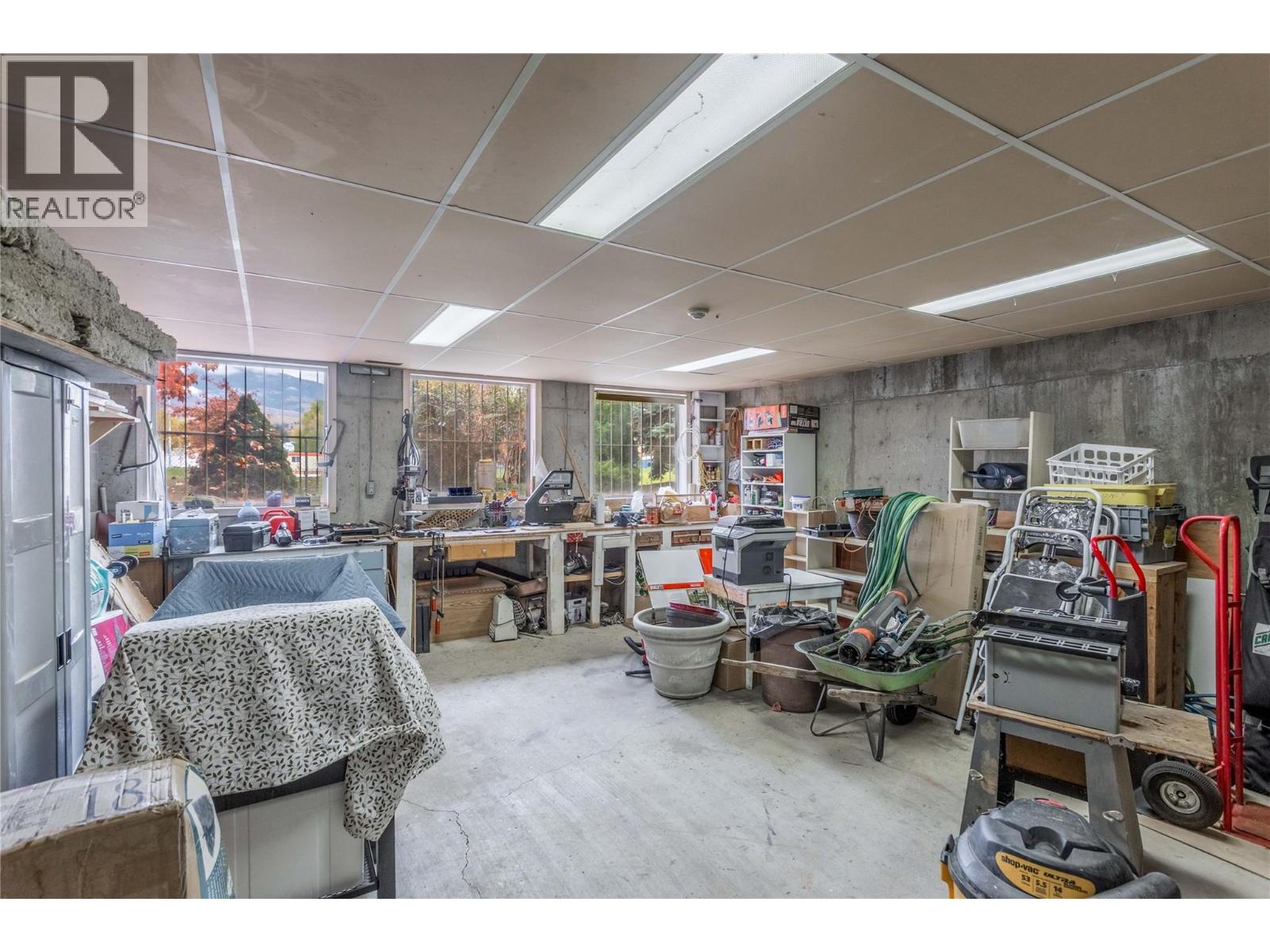 309 255 McIntosh Road, Kelowna