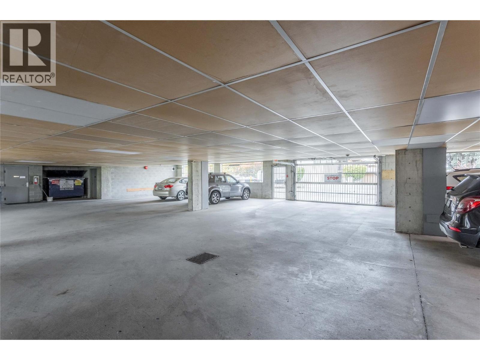 309 255 McIntosh Road, Kelowna