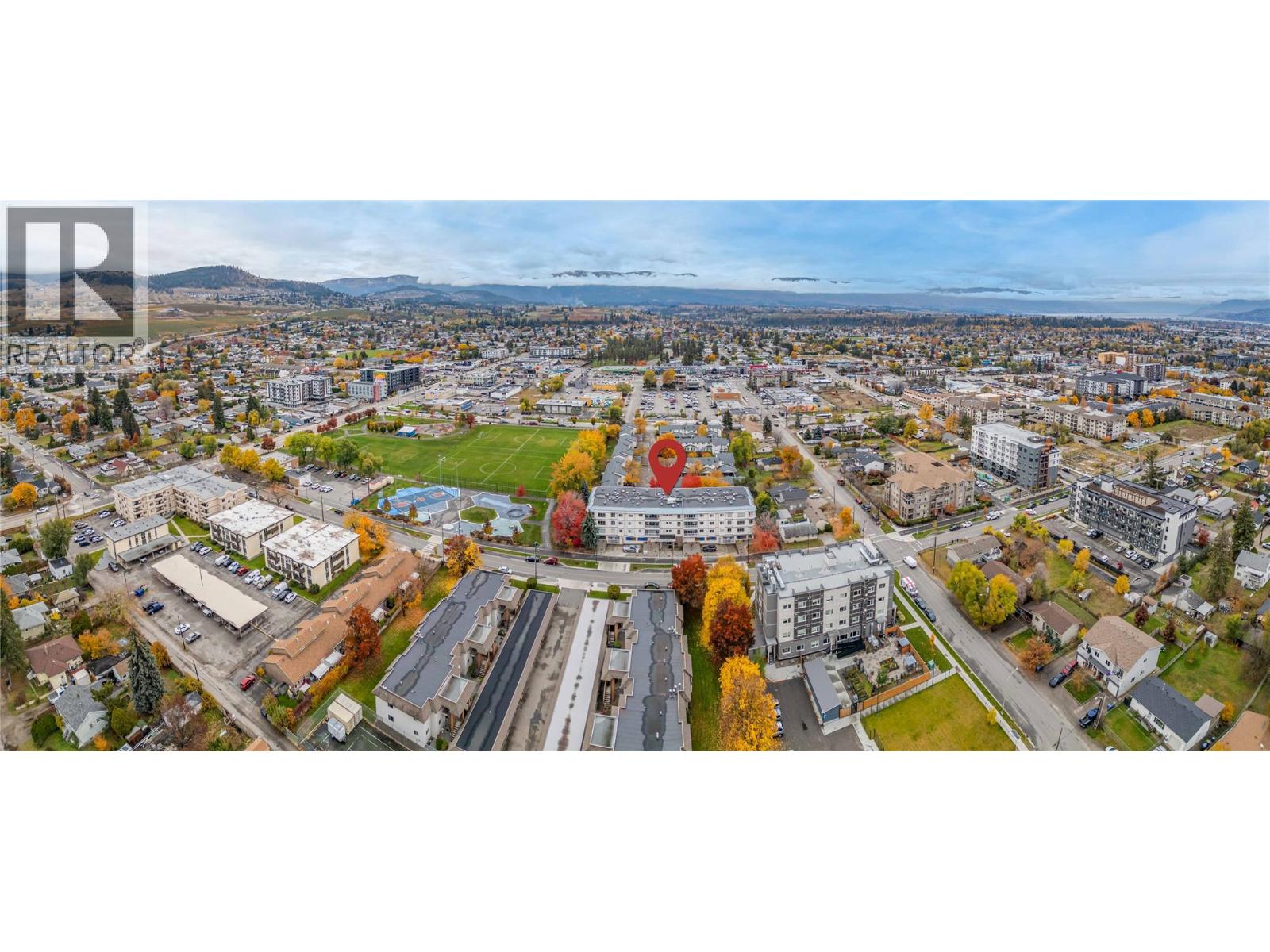 309 255 McIntosh Road, Kelowna