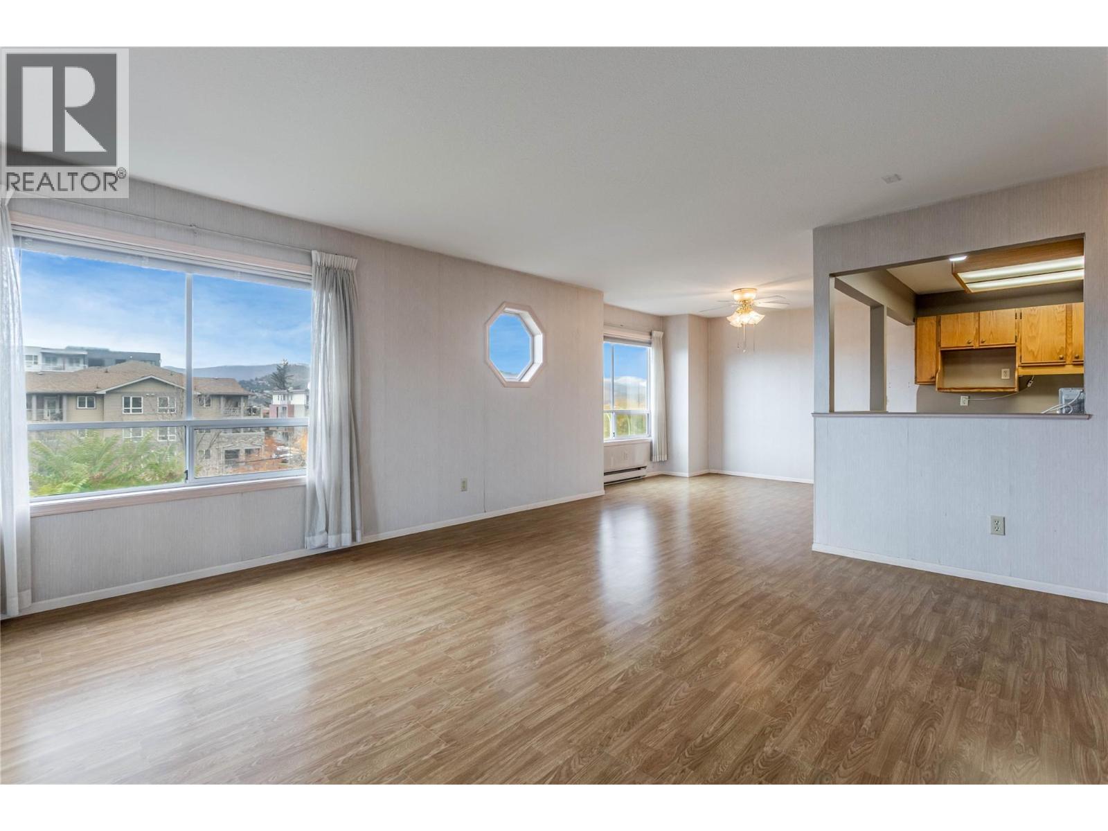 309 255 McIntosh Road, Kelowna