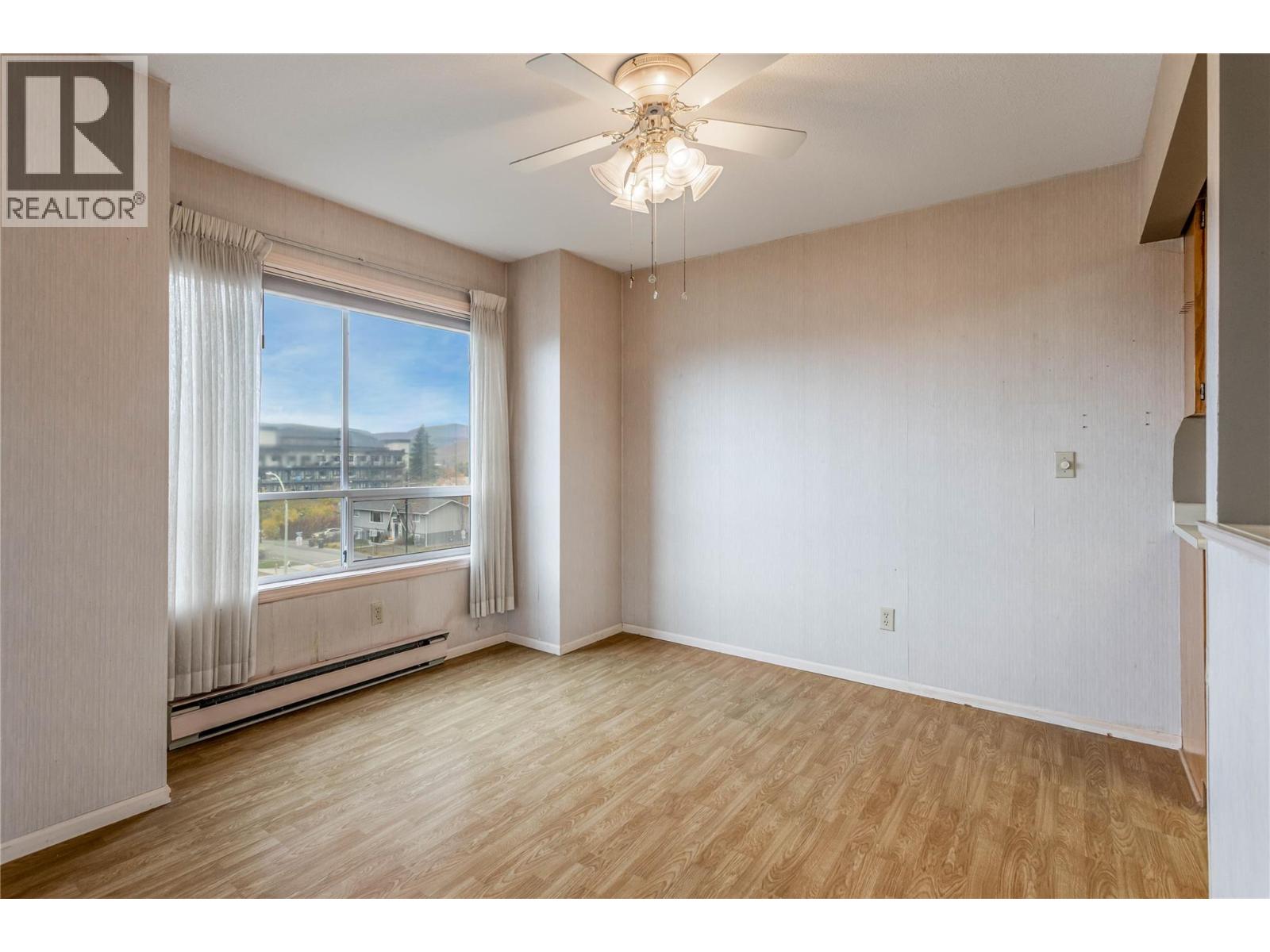 309 255 McIntosh Road, Kelowna
