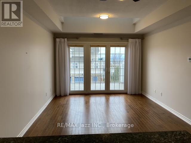 308- 375 Lakebreeze Drive, Clarington, ON photo 4