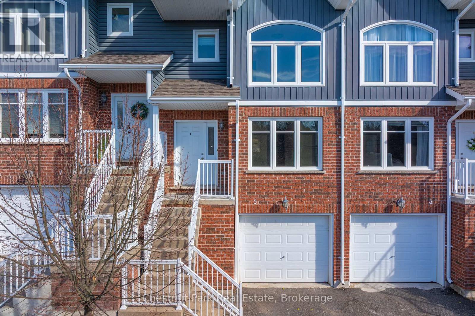 #5 37 SILVER STREET - 2