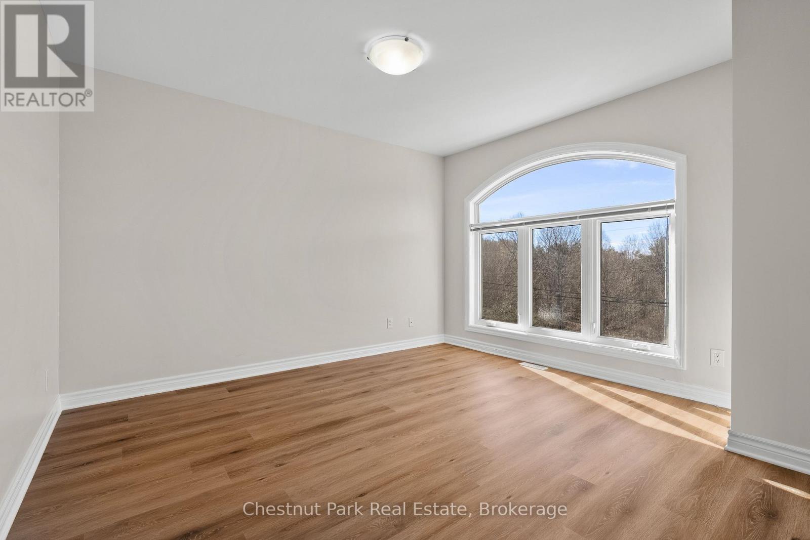 #5 37 SILVER STREET - 22