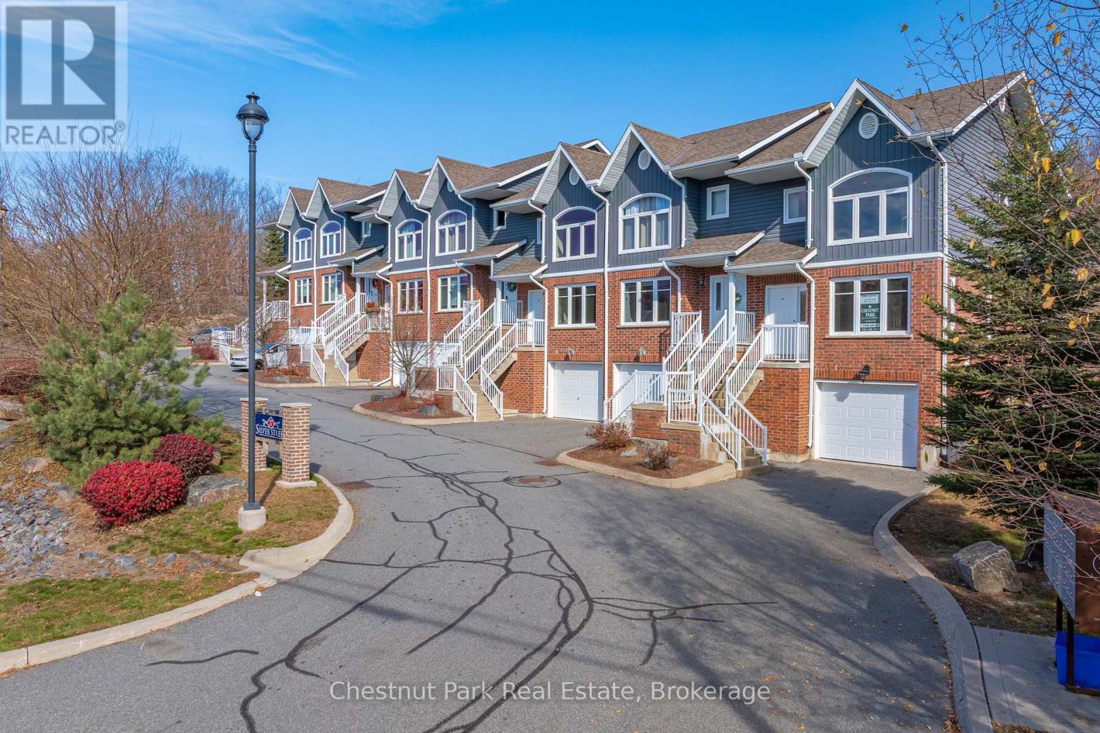 #5 37 SILVER STREET - 3