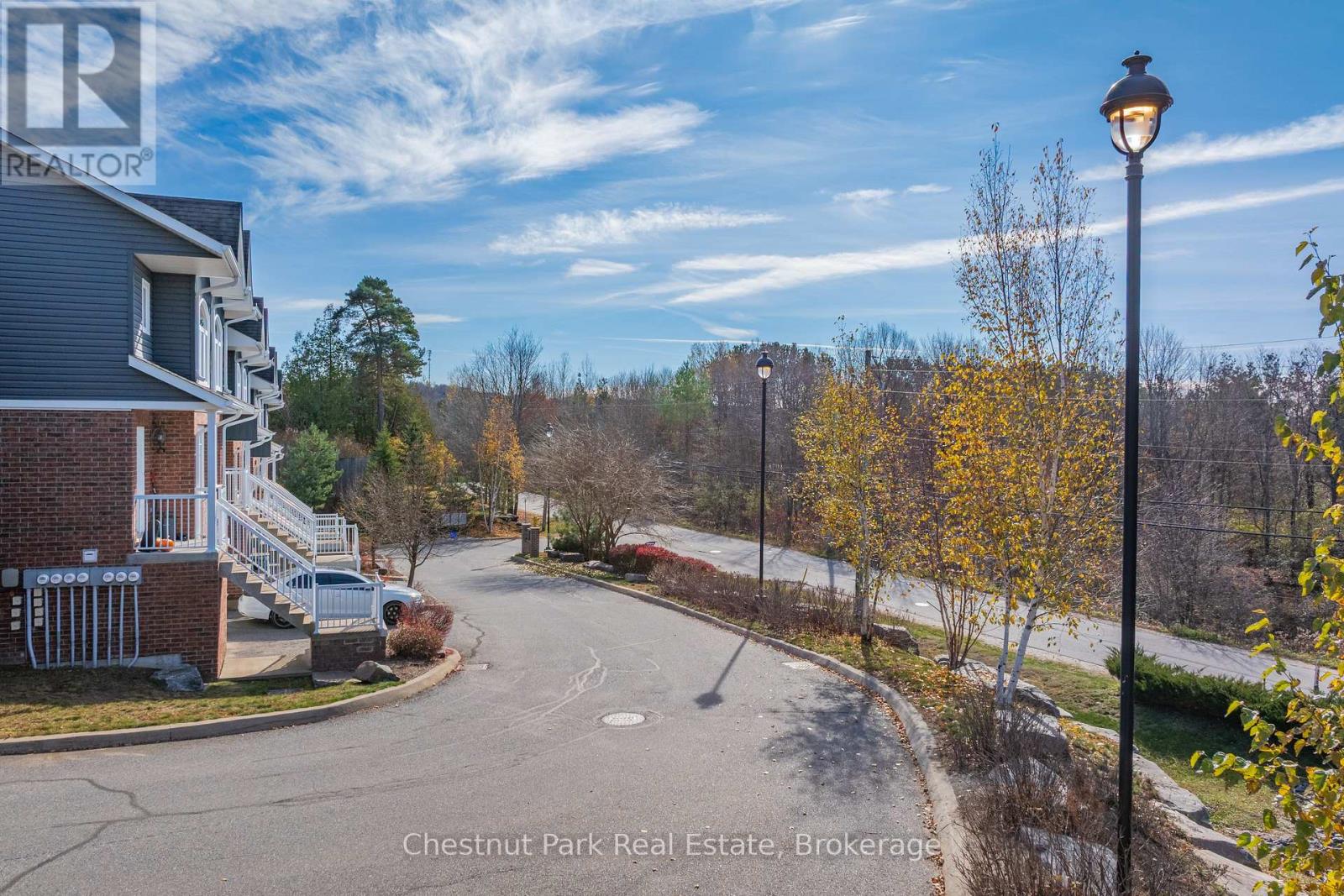 #5 37 SILVER STREET - 40