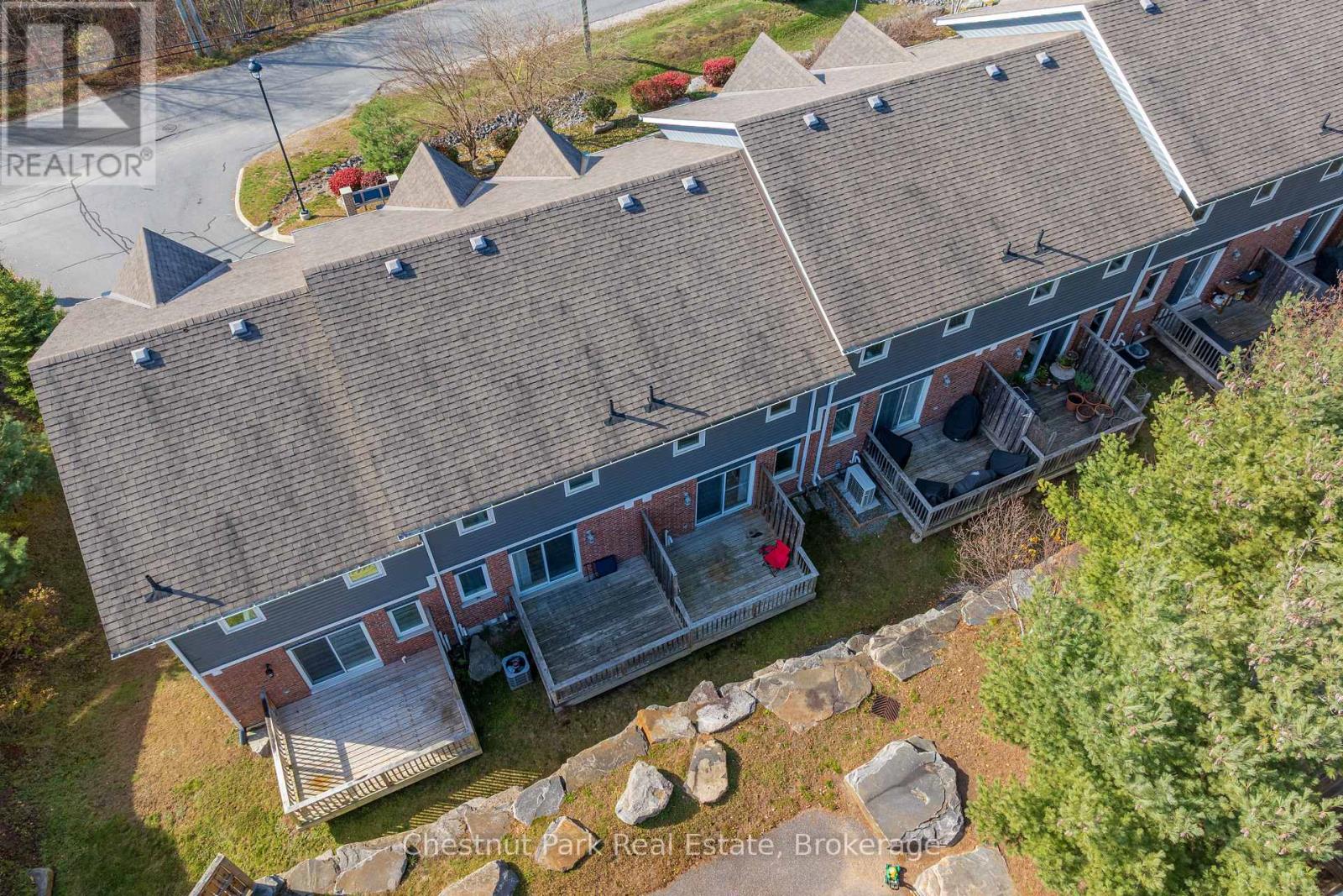 #5 37 SILVER STREET - 44