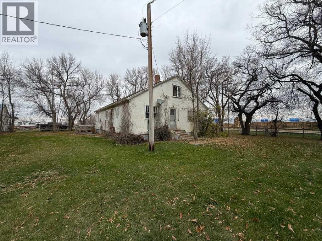64002 RR 21-1, Rural Warner No. 5, County of — photo 12