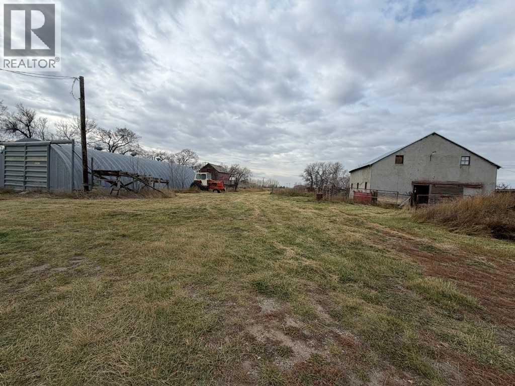 64002 RR 21-1, Rural Warner No. 5, County of — photo 23