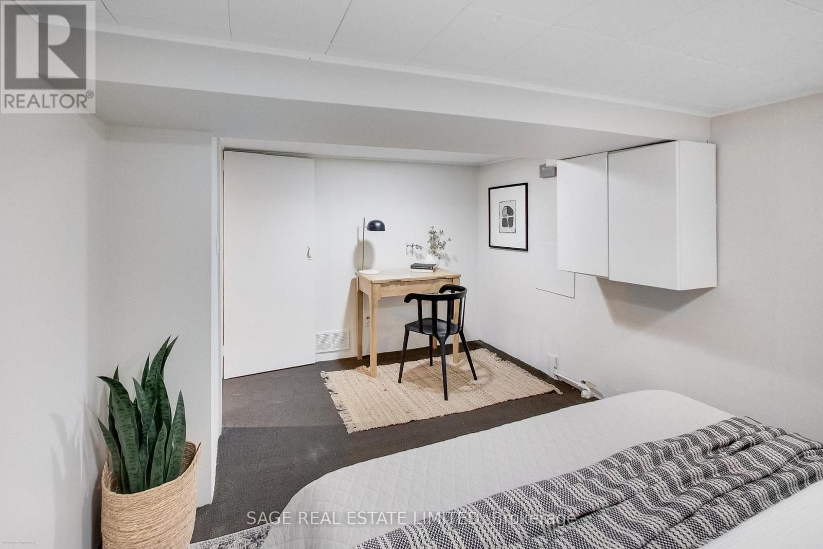 346 LESLIE STREET - 22