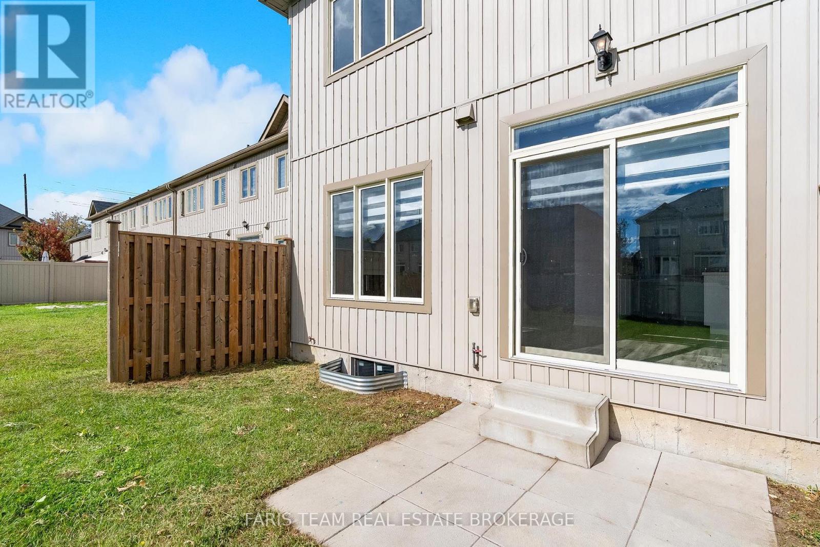 11 Churchlea Mews, Orillia photo 21