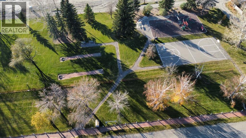 1120 43 Street N, Lethbridge — photo 8