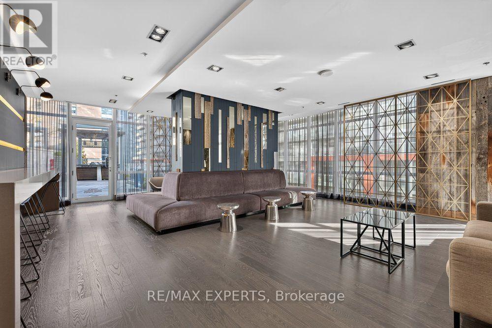 #3108 30 NELSON STREET - 25
