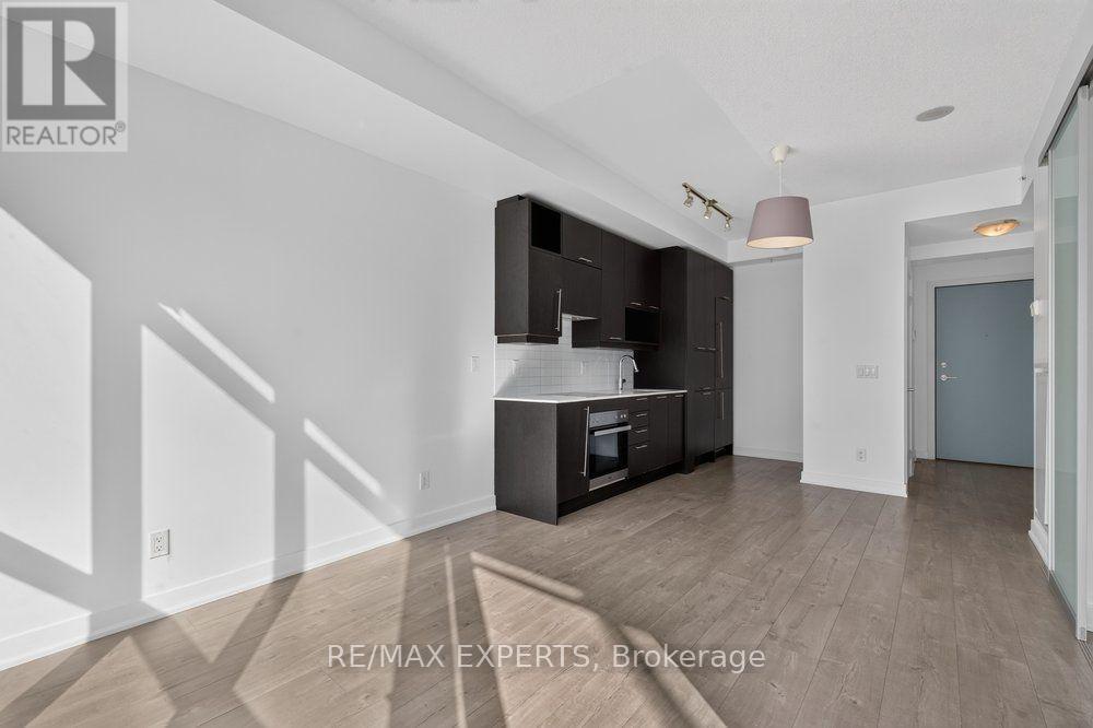 #3108 30 NELSON STREET - 4